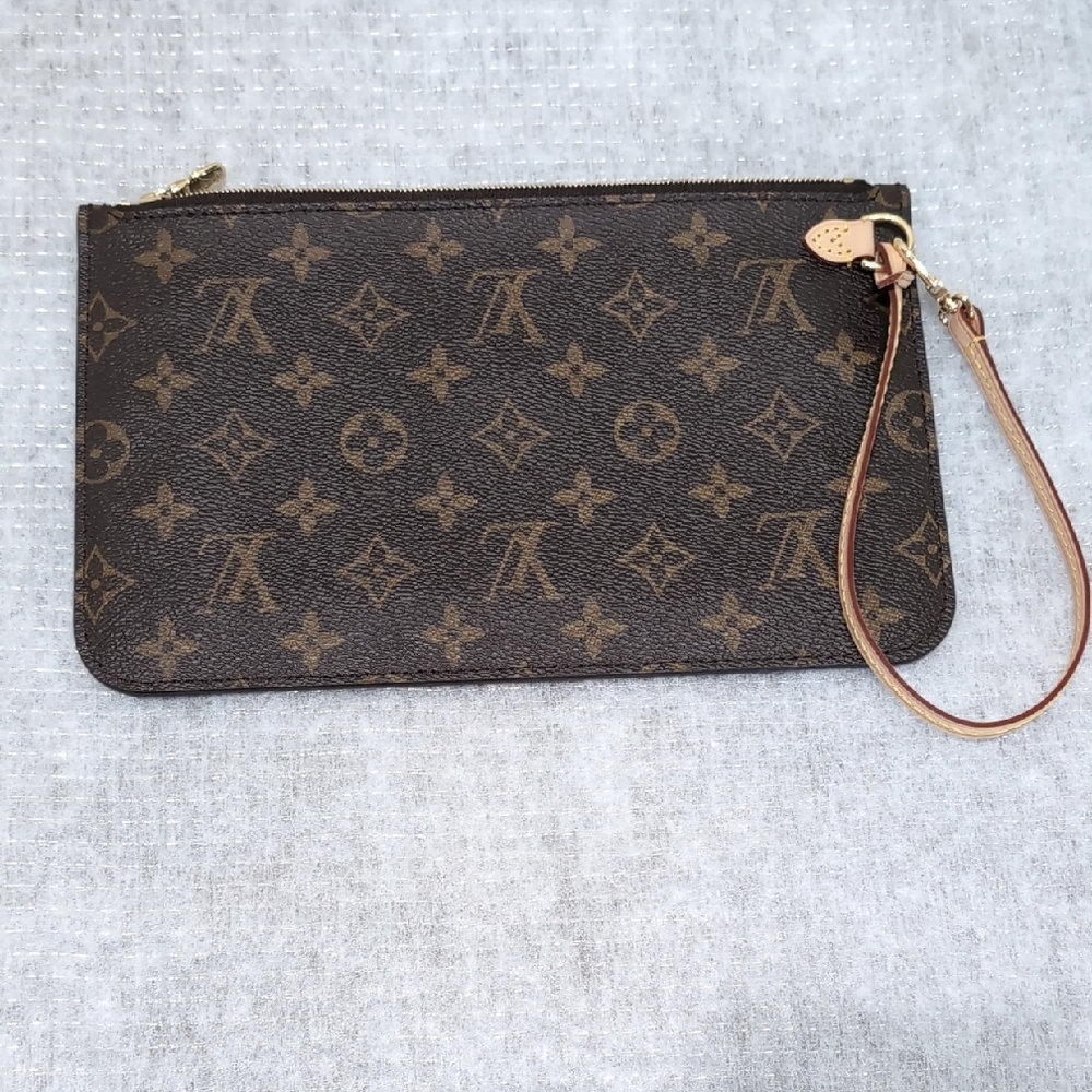 Louis Vuitton Brown Monogram Clutch
